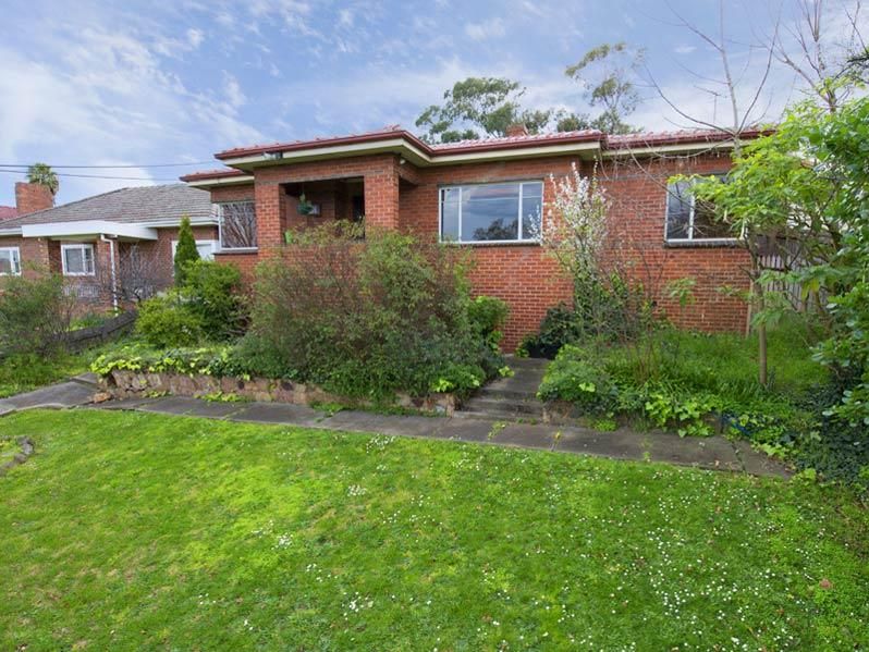 29 Pascoe Avenue, Strathmore VIC 3041, Image 2