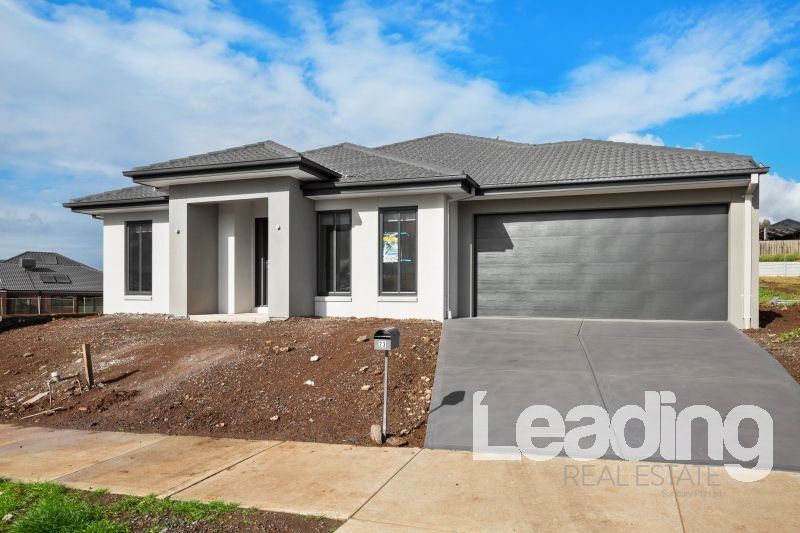 4 bedrooms House in 23 Eileen Way SUNBURY VIC, 3429