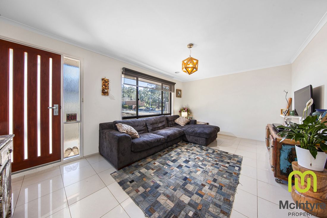 13 Weavers Crescent, Theodore ACT 2905, Image 2