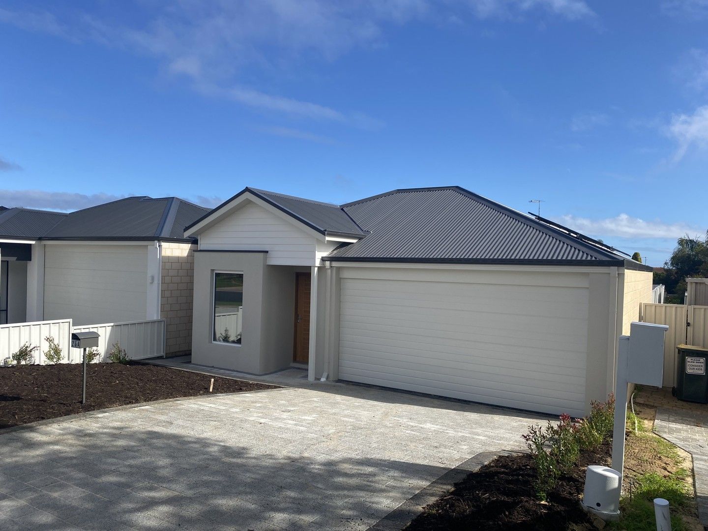 3 bedrooms House in 26A Forest Hill Drive KINGSLEY WA, 6026