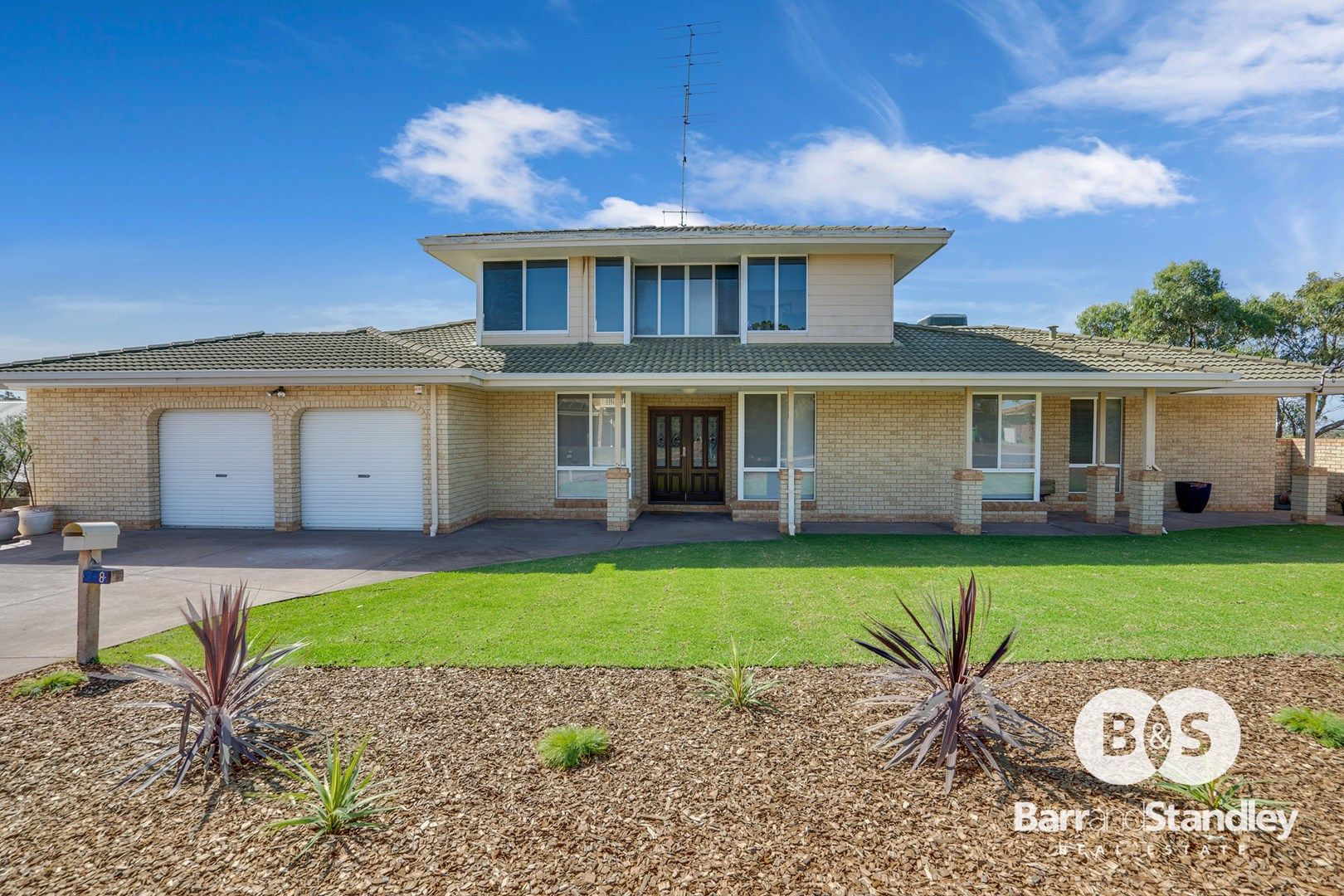 8 Merilup Heights, Withers WA 6230, Image 0