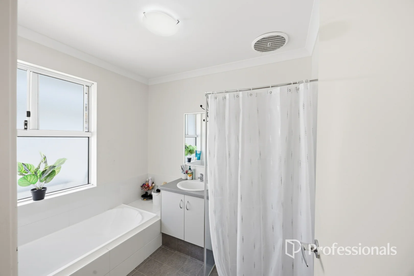 Additional image 13 of 18 Coppin Place, Australind WA 6233