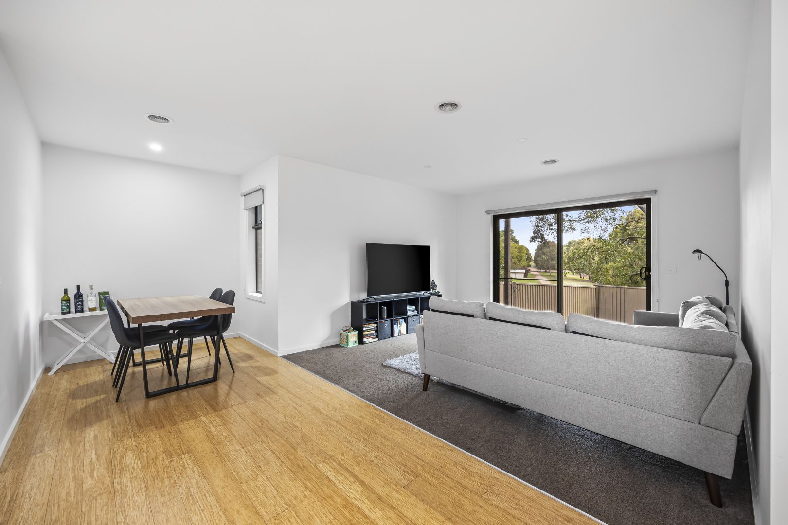 5/302 Clayton Street, Canadian VIC 3350, Image 2