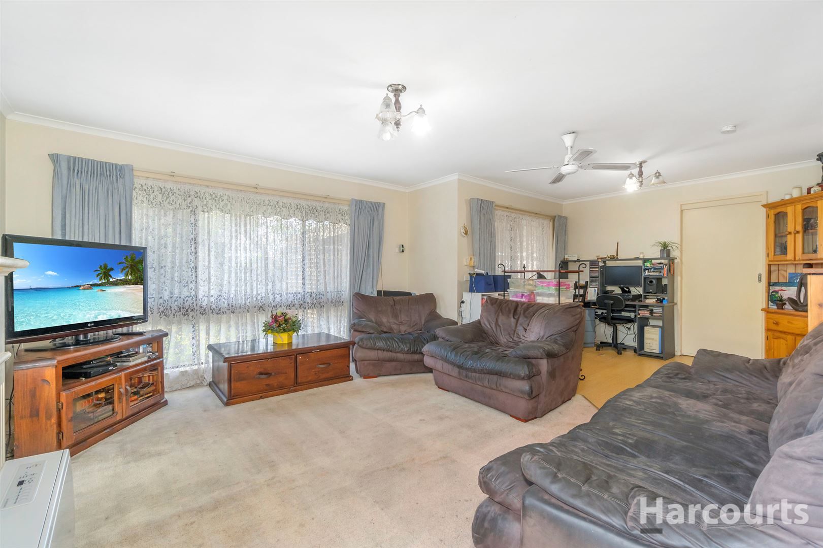 3 Phelps Court, Newborough VIC 3825, Image 2