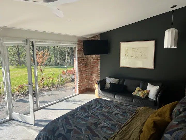 Studio 200 Rodger Road, Panton Hill VIC 3759 Apartment For Rent