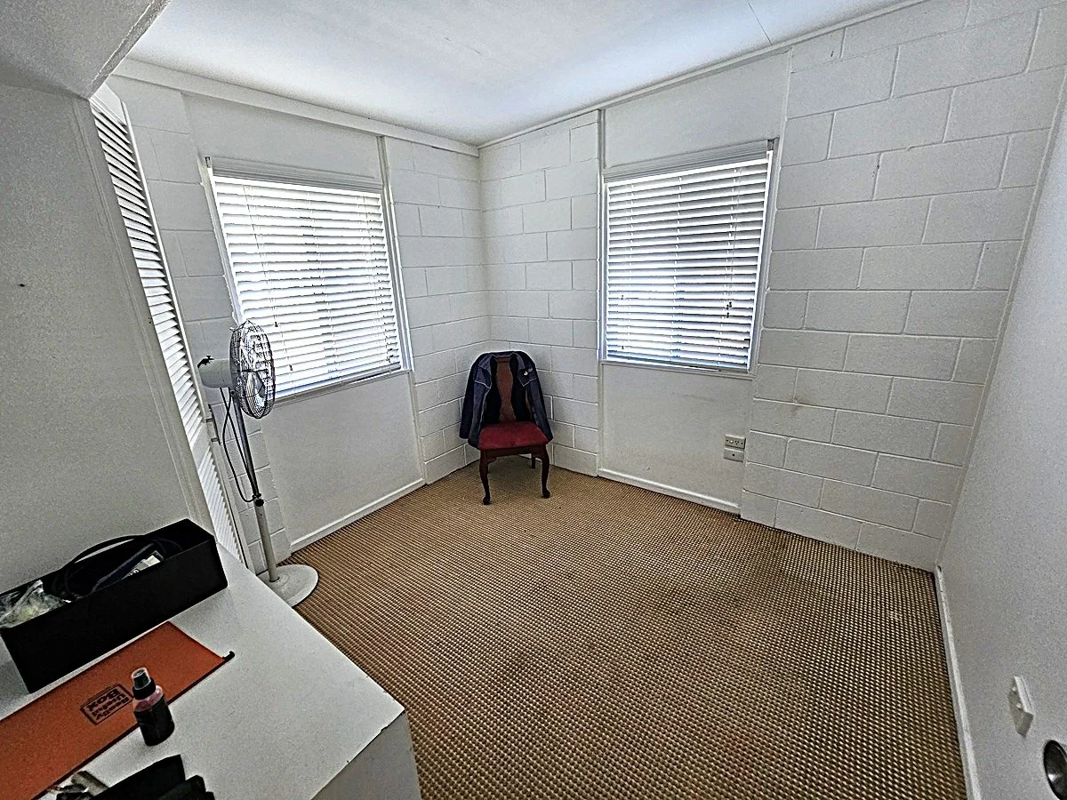 Image 12