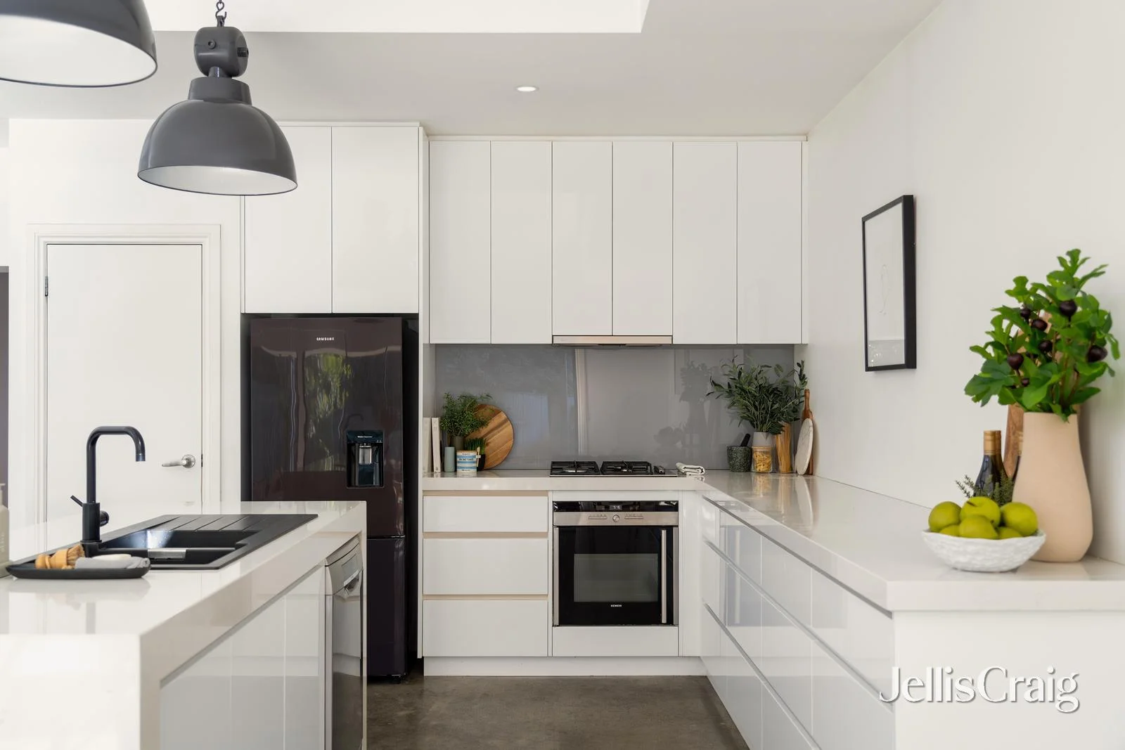 Additional image 17 of 13 Young Street, Golden Point VIC 3350