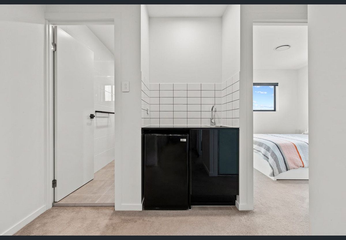 4 bedrooms Apartment / Unit / Flat in 7/44 Duffield Road MARGATE QLD, 4019