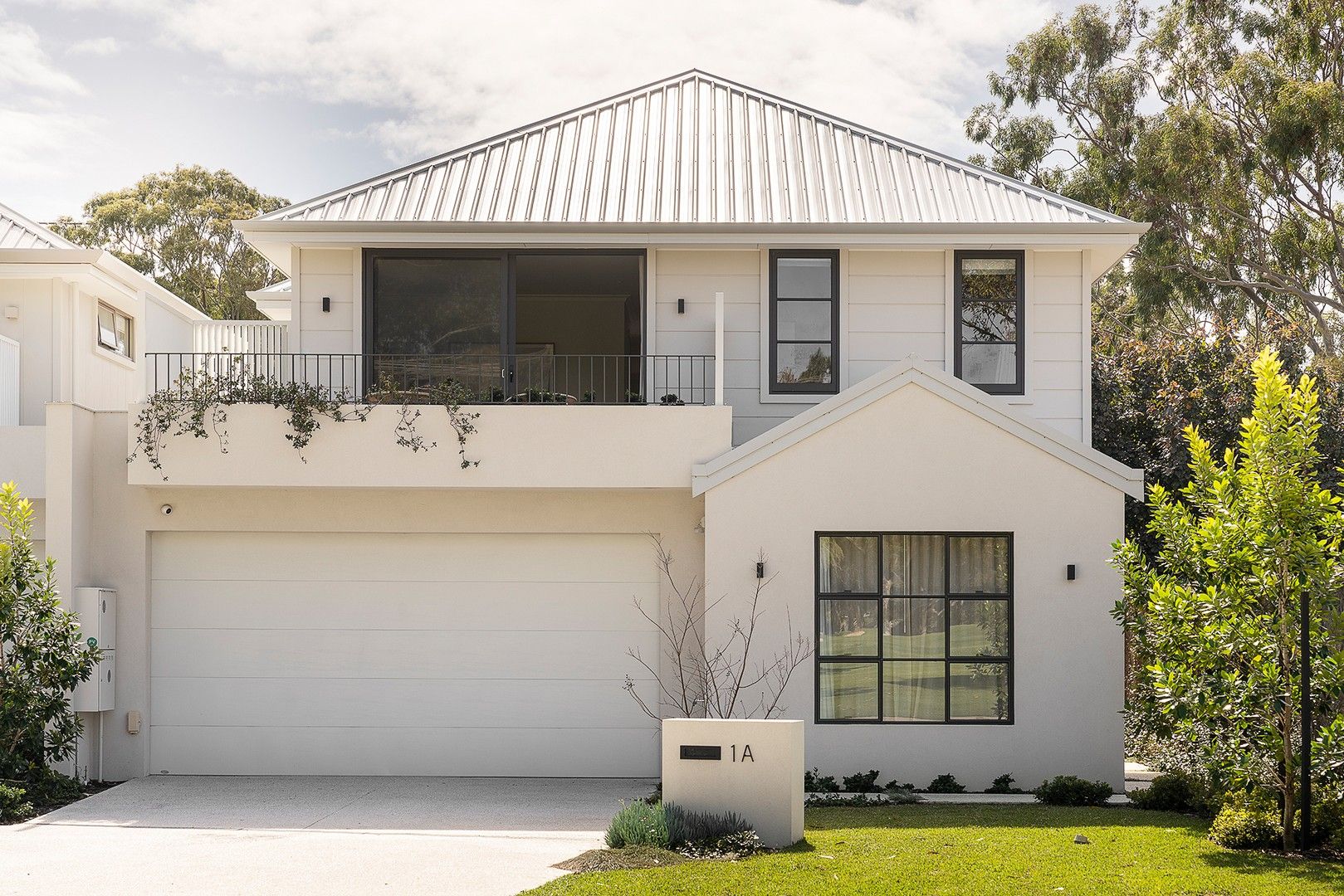5 bedrooms House in 1A Marshall Street MOSMAN PARK WA, 6012