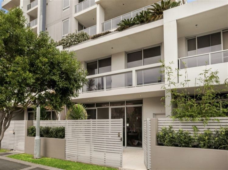 2 bedrooms Townhouse in 7/2-12 Young Street WOLLONGONG NSW, 2500