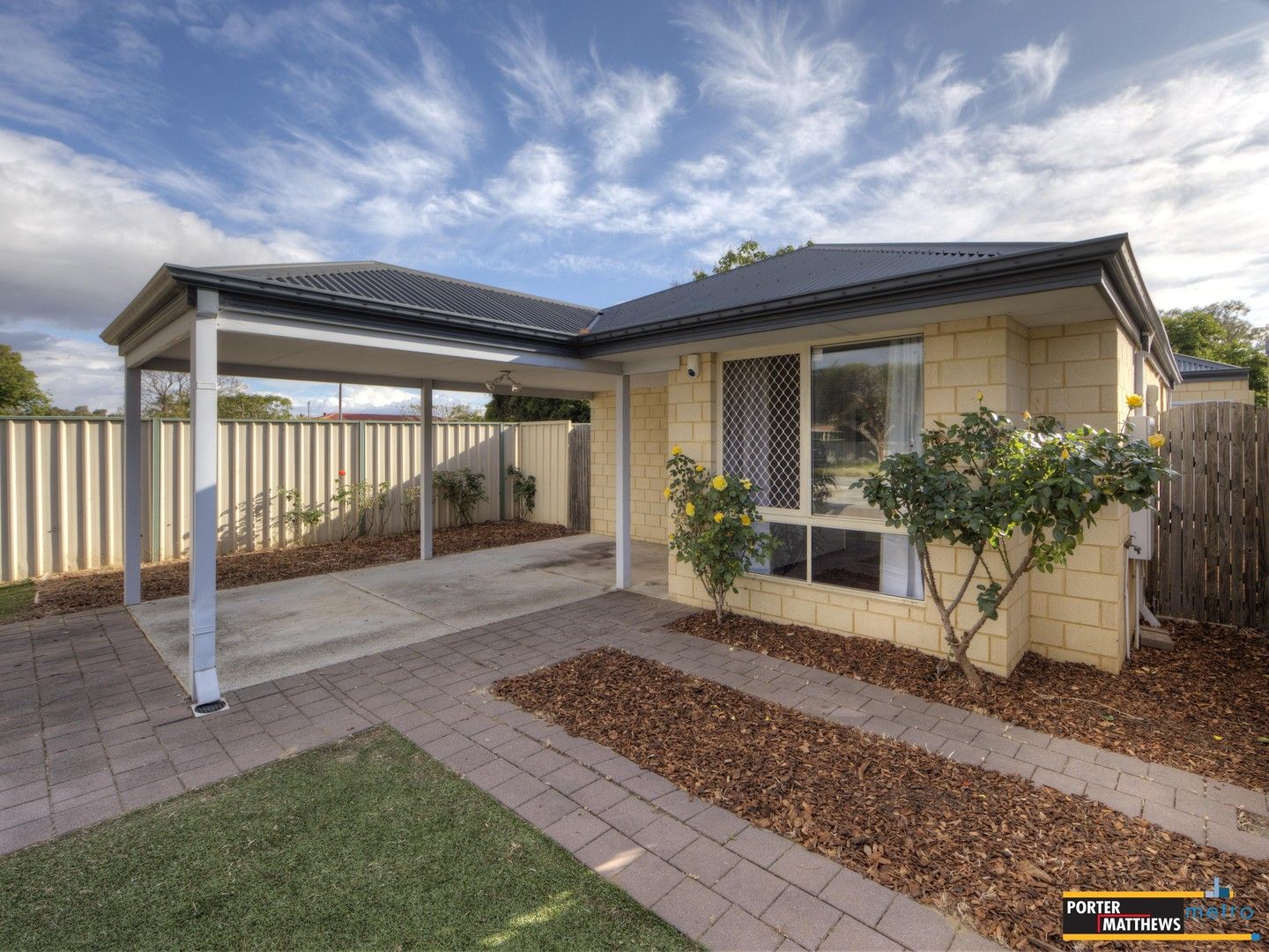 3 bedrooms House in 7 Dale Road ARMADALE WA, 6112