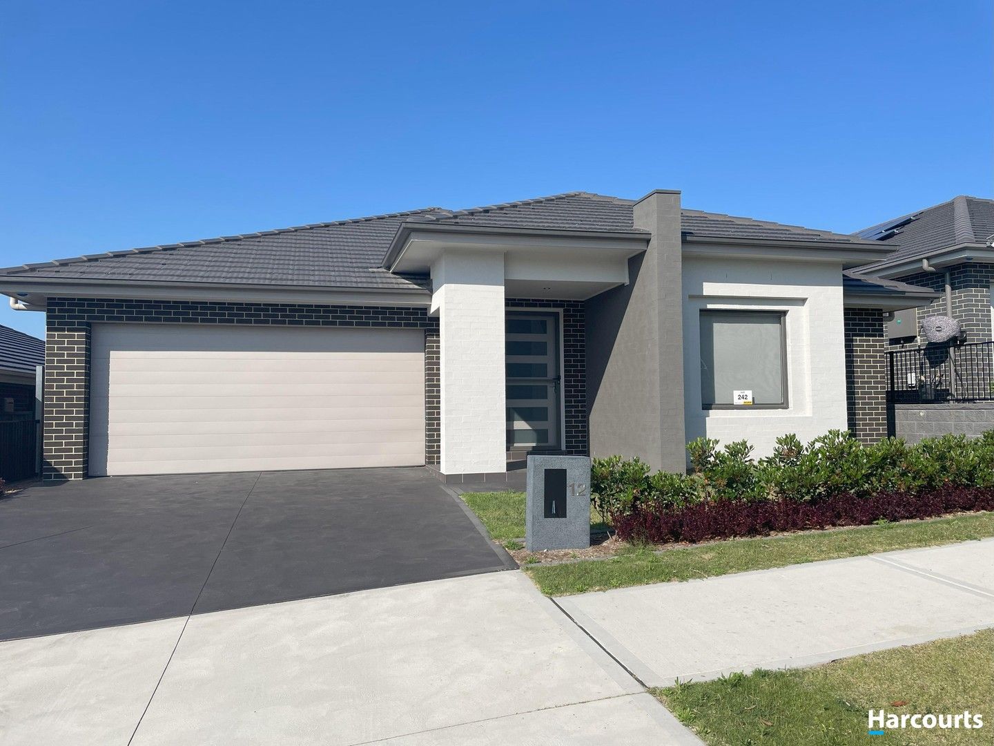 12 Mistletoe Street, Woongarrah NSW 2259 House For Rent 720 Domain