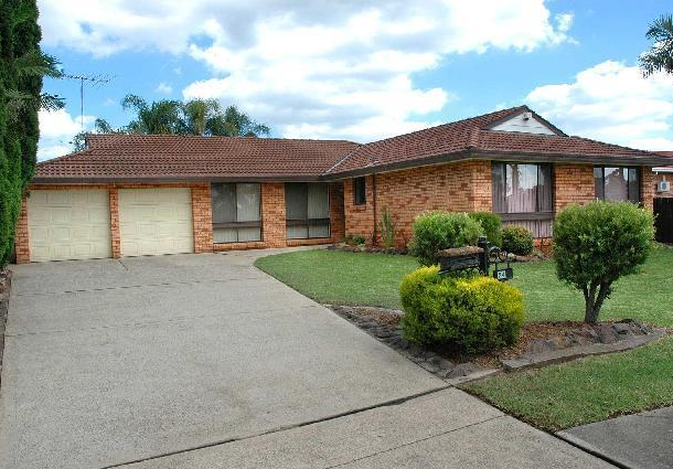 24 Lachlan Street, Bossley Park NSW 2176