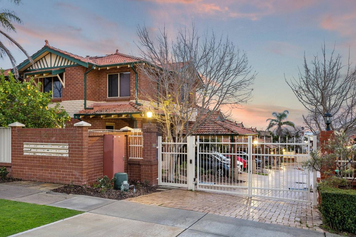 Picture of First Avenue, MOUNT LAWLEY WA 6050
