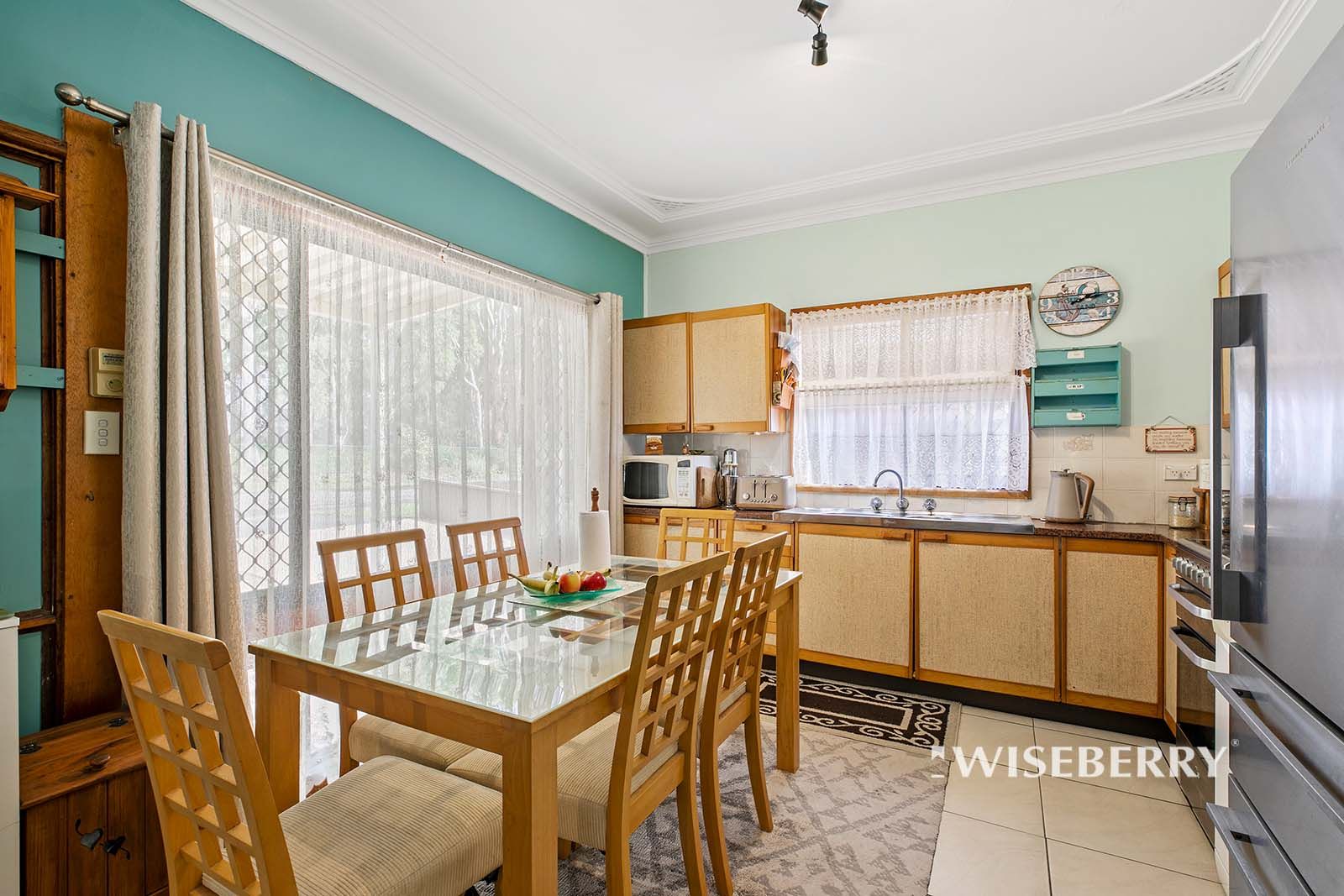 74 Griffith Street, Mannering Park NSW 2259, Image 2