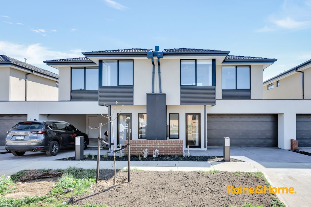 4 bedrooms House in 40 Stature Avenue CLYDE NORTH VIC, 3978
