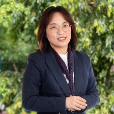 Joanne Yu, Sales representative