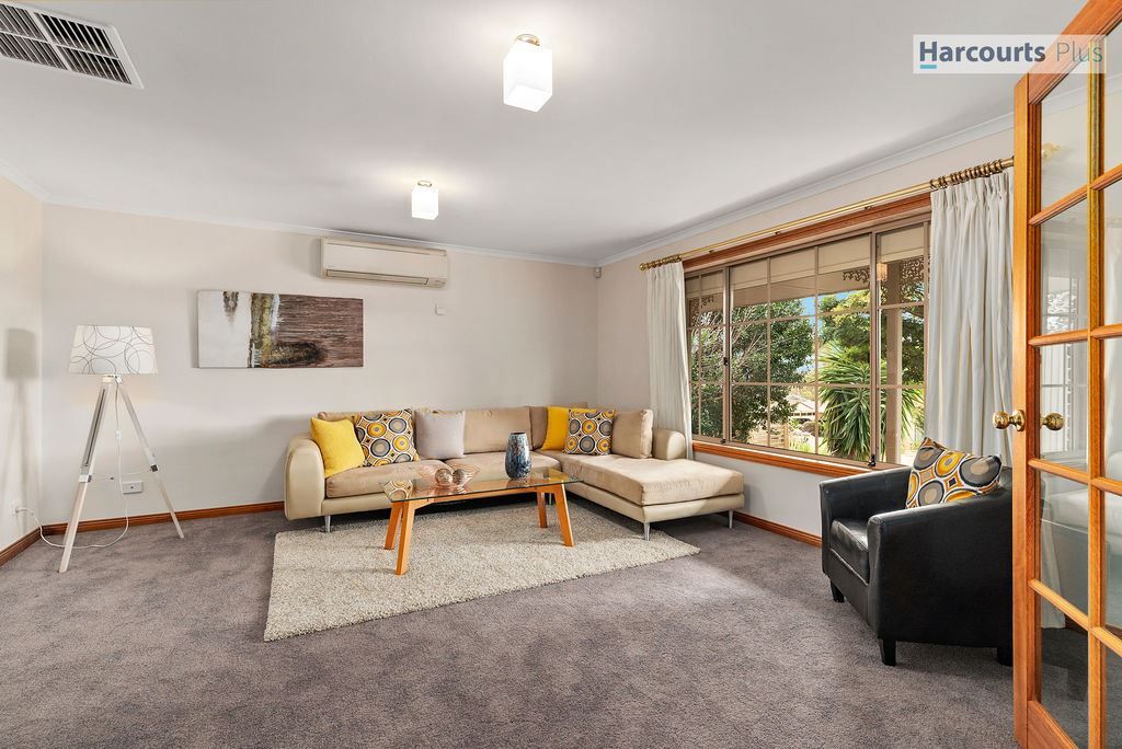 2 Aurora Street, Hallett Cove SA 5158, Image 1