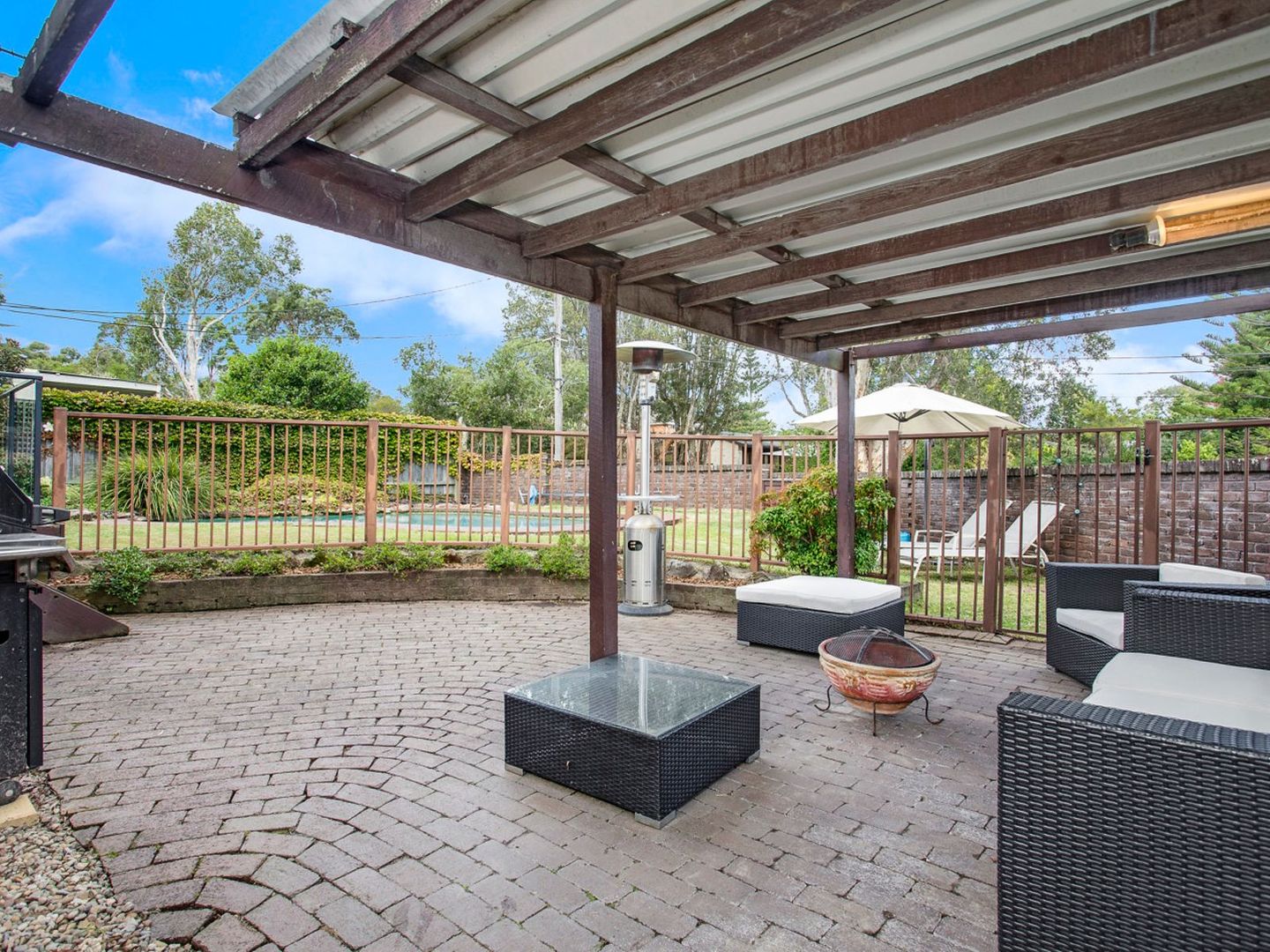 2 Cotswold Close, Belrose NSW 2085, Image 2