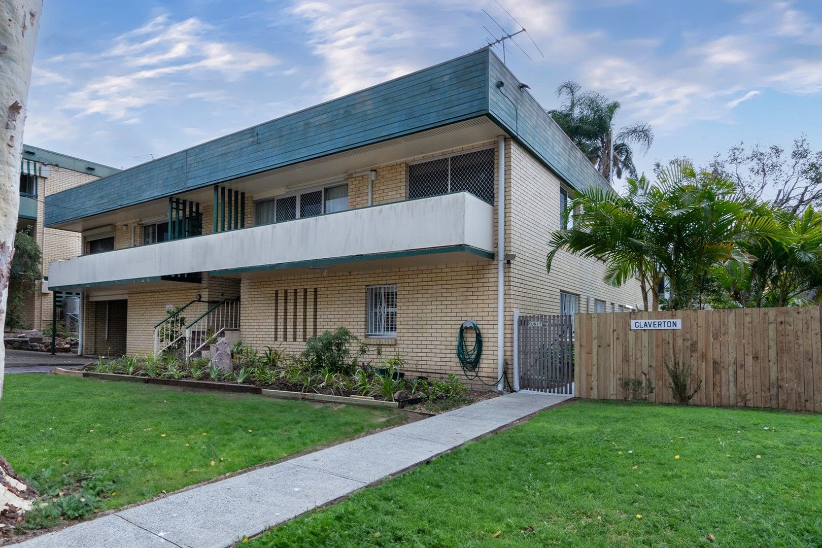 2 bedrooms Apartment / Unit / Flat in 5/7 Elizabeth Street TOOWONG QLD, 4066