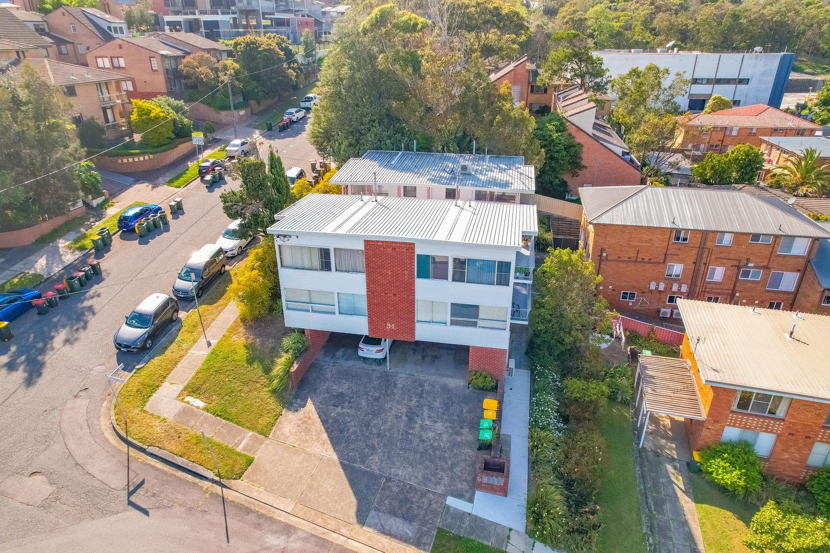 16 bedrooms Block of Units in 31 Kitchener Parade THE HILL NSW, 2300