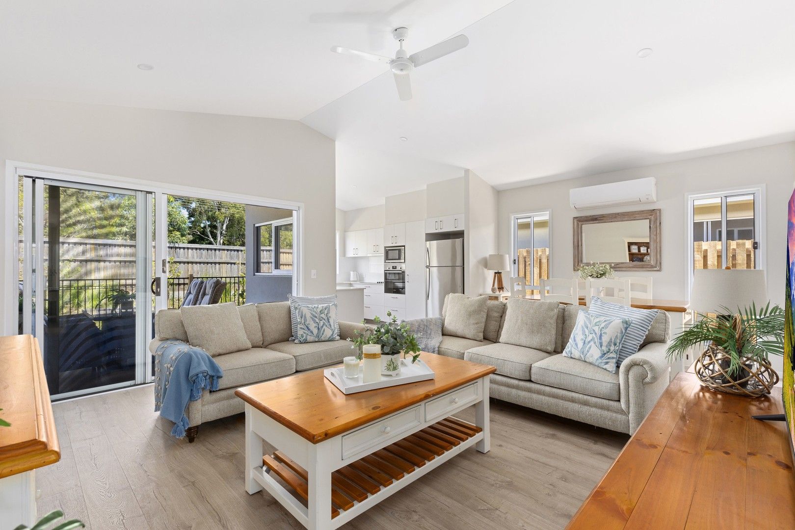 236/220 Island View Drive, Urangan QLD 4655 Domain