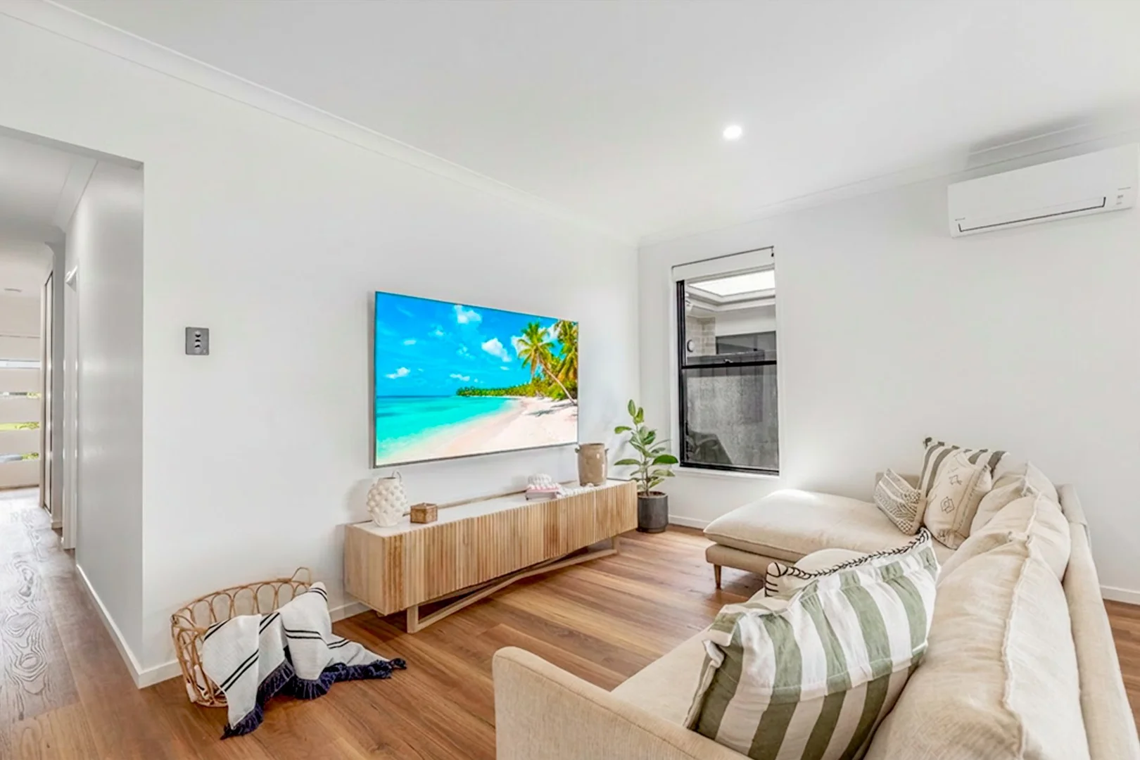 Additional image 4 of 19 Conway Crescent, Banya QLD 4551