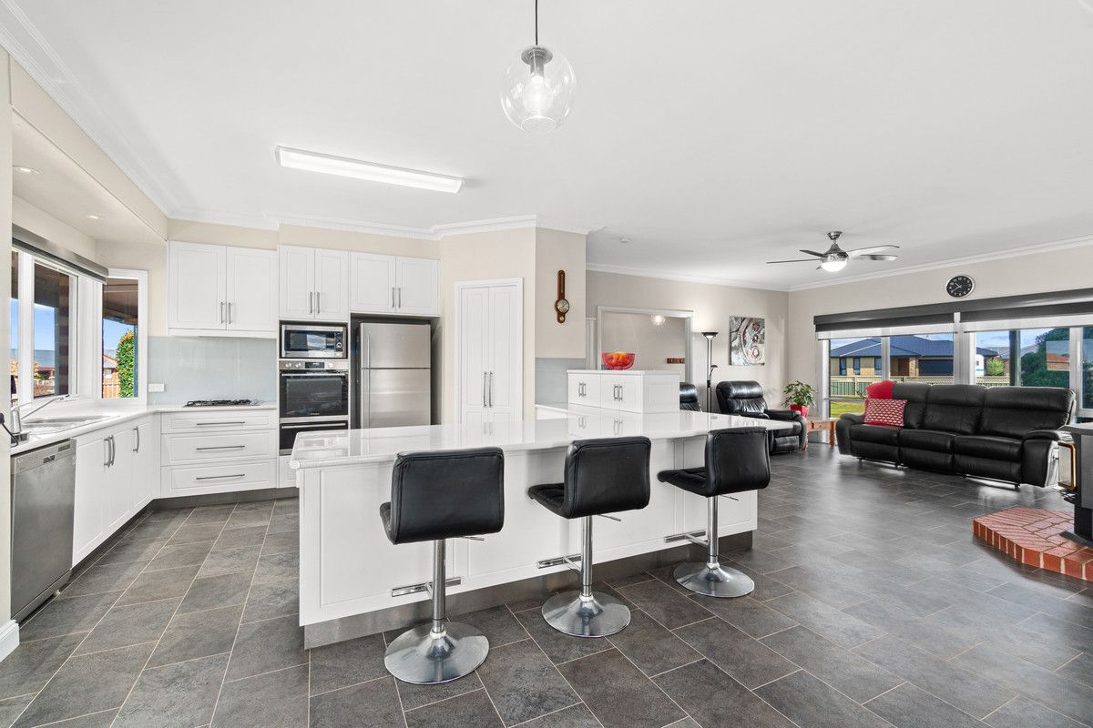 180-184 McAdam Street, Maffra VIC 3860, Image 2