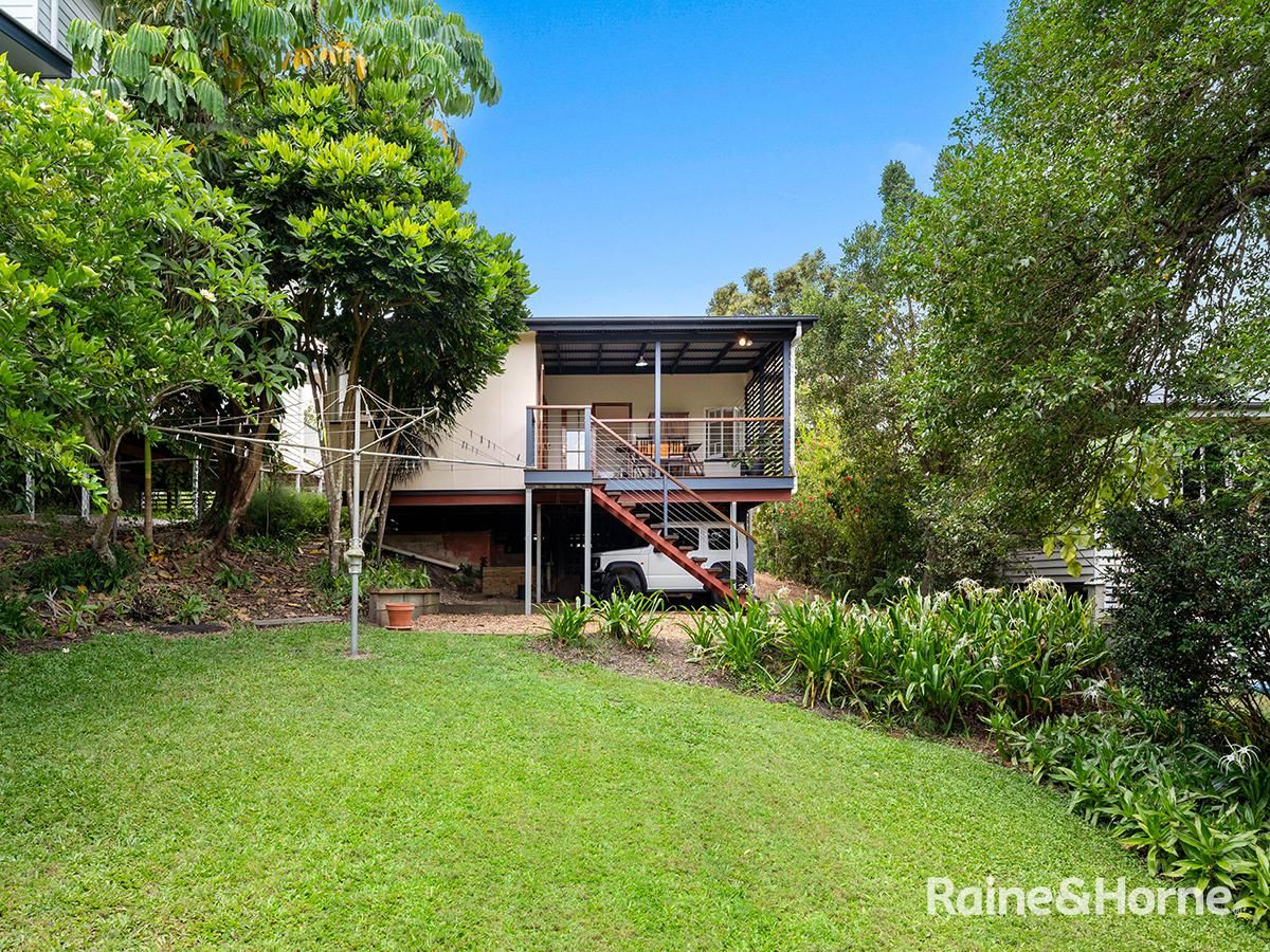 2 bedrooms House in 68 Broomfield Street TARINGA QLD, 4068