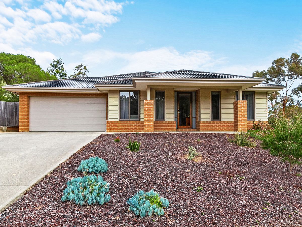 4 bedrooms House in 3 Kingscote Drive METUNG VIC, 3904