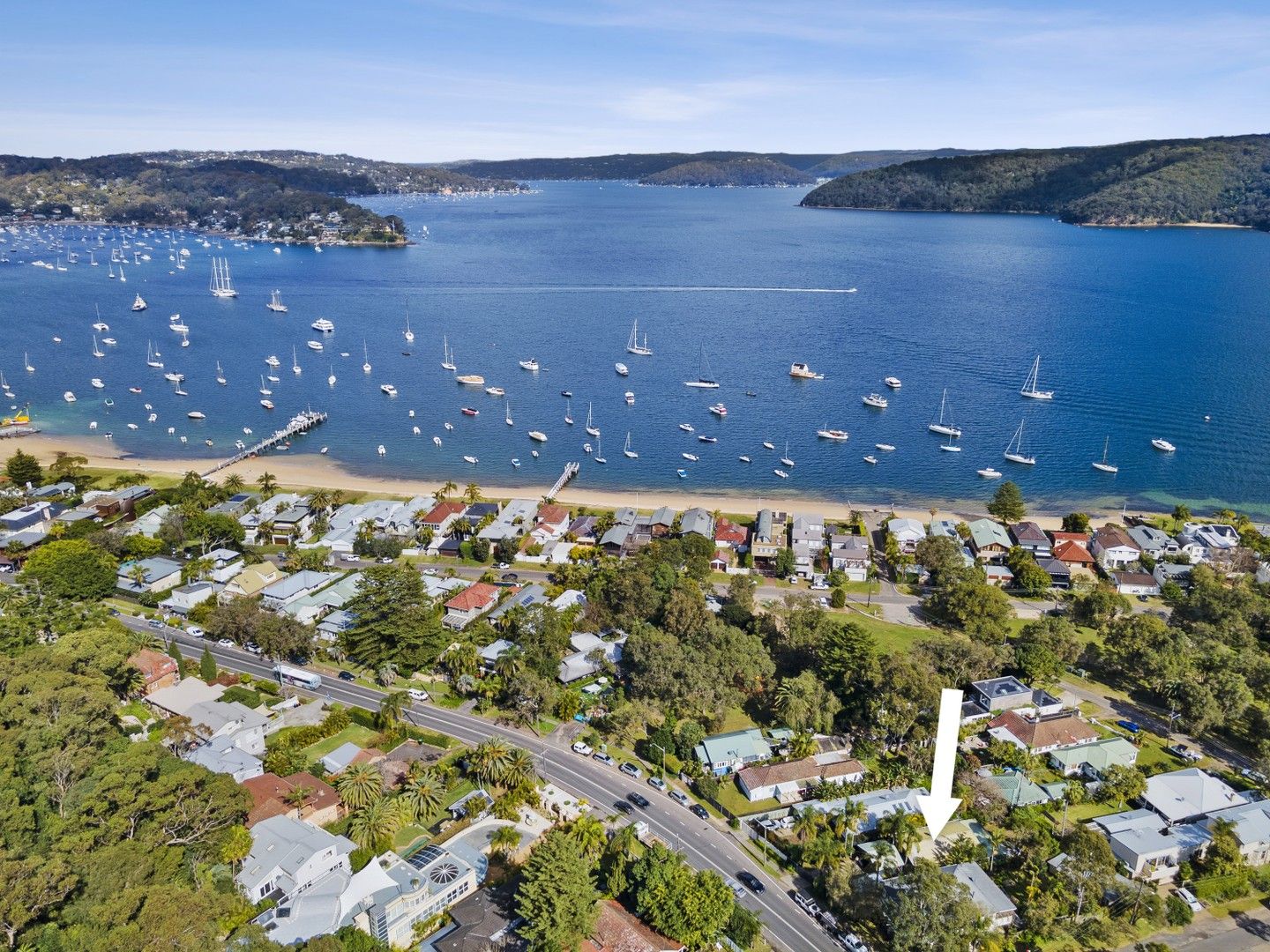 Barrenjoey Road, Palm Beach NSW 2108 3 beds house for Rent, 1,600.00