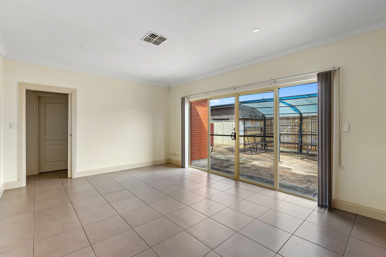 Additional image 3 of 2/27-29 Airdrie Avenue, Seaton SA 5023