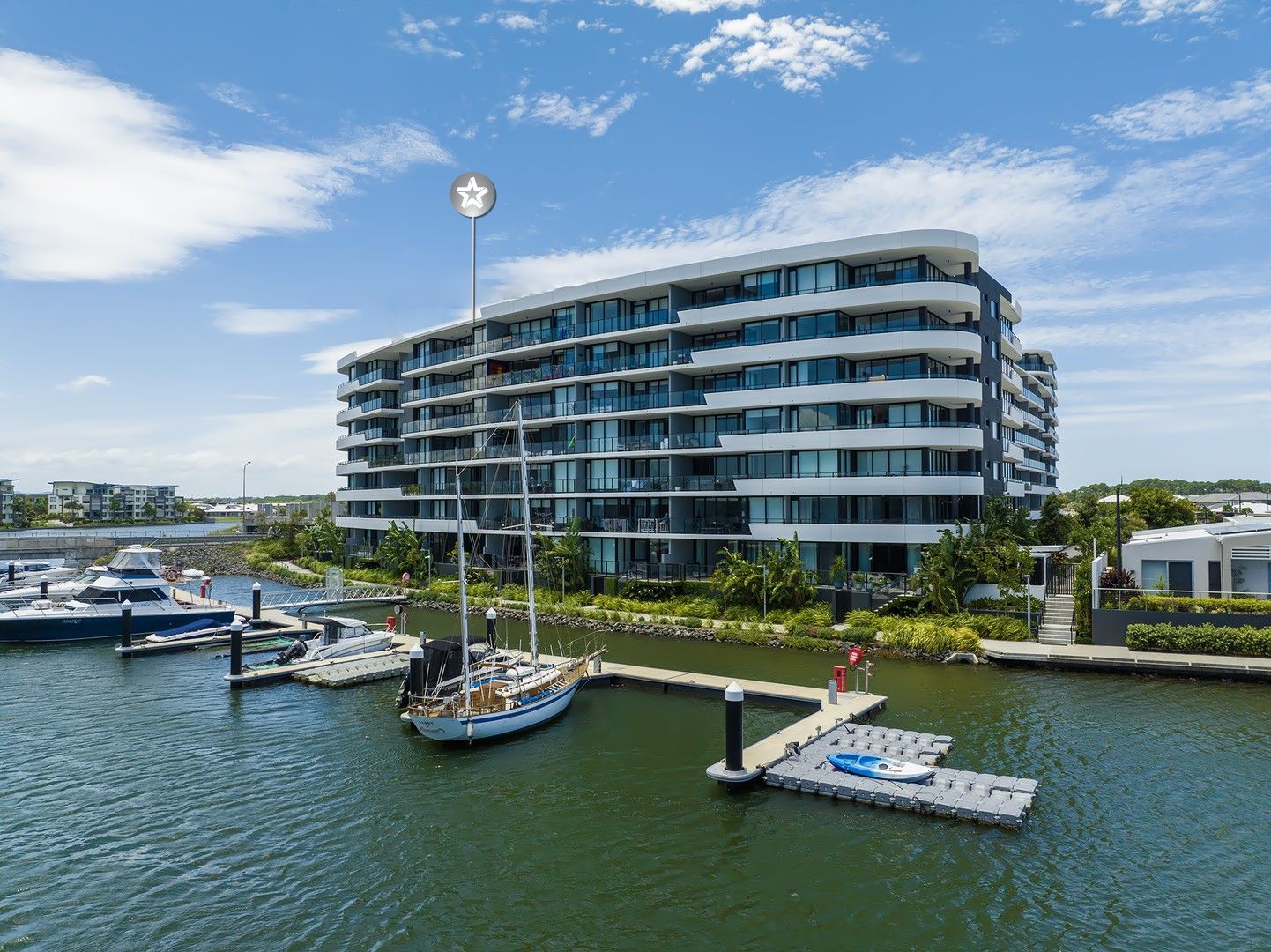 2 bedrooms Apartment / Unit / Flat in 1602/1 Grant Avenue HOPE ISLAND QLD, 4212