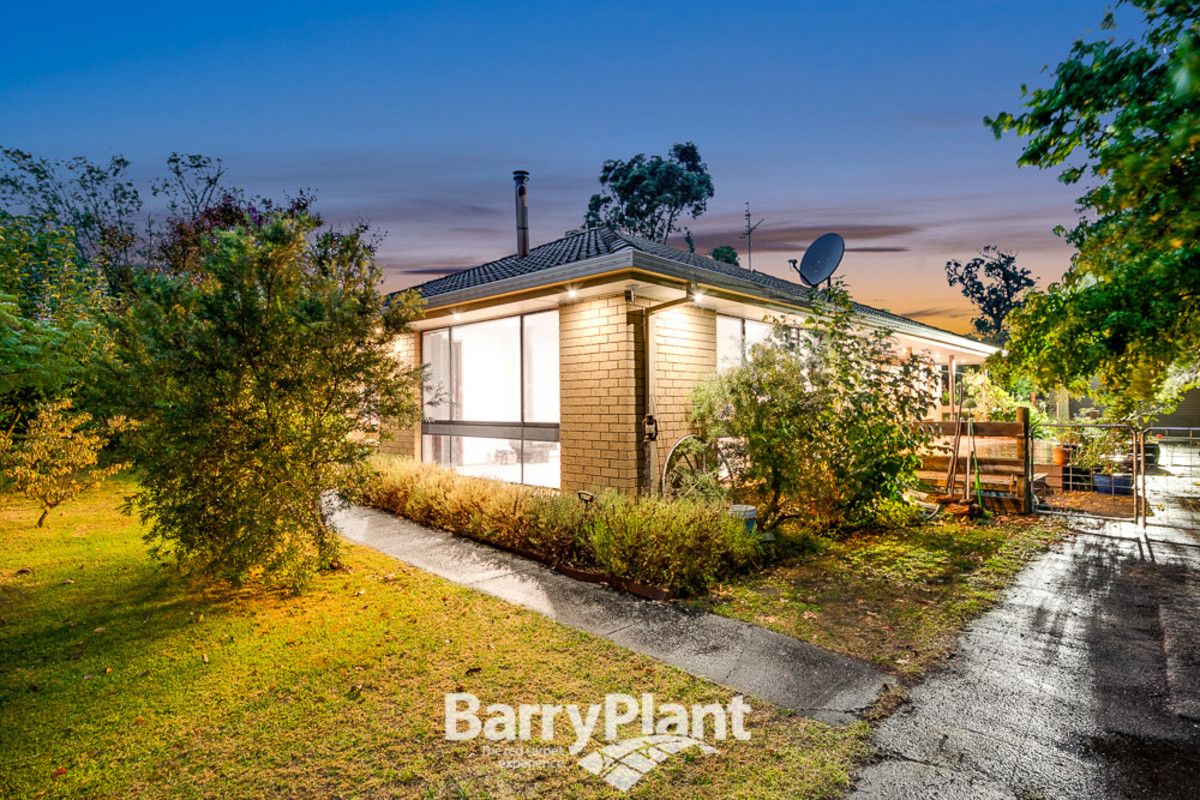 7 Hilltop Avenue, Bunyip VIC 3815, Image 1