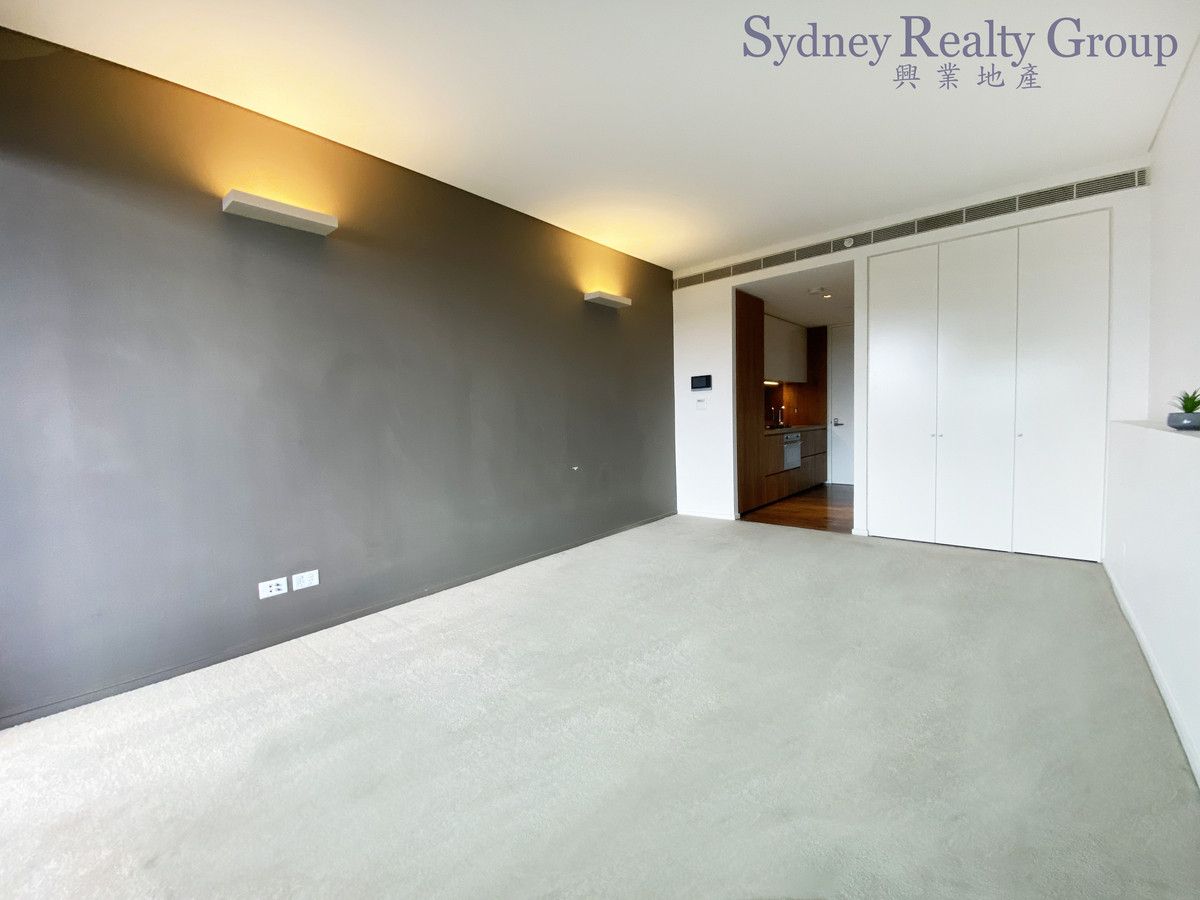 2 bedrooms Apartment / Unit / Flat in E1814/3 Carlton Street CHIPPENDALE NSW, 2008