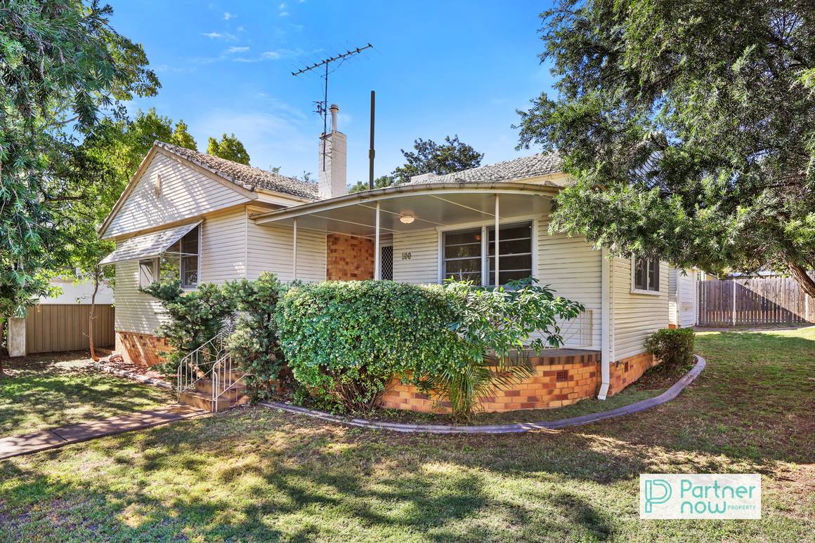 Picture of 100 Napier Street, TAMWORTH NSW 2340