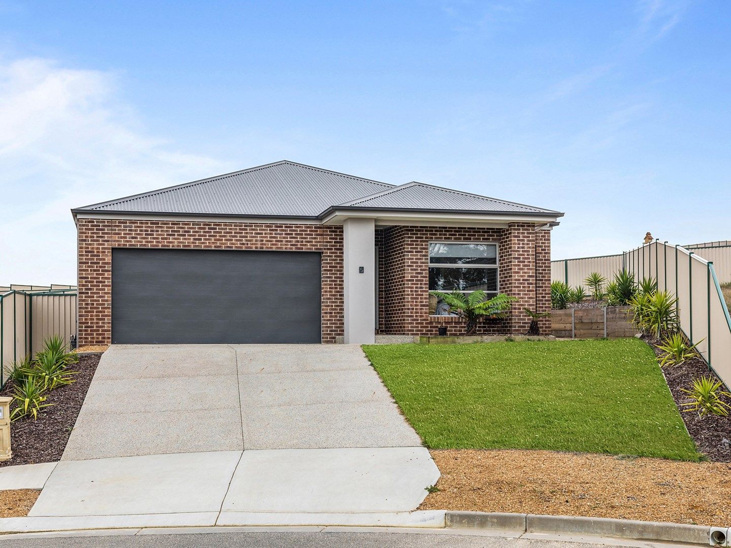 5 Doherty Close, Mount Clear VIC 3350, Image 0