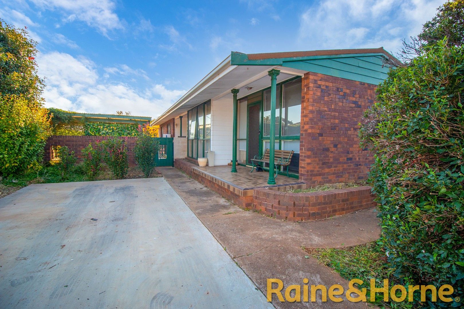 45 Oxley Circle, Dubbo NSW 2830, Image 0