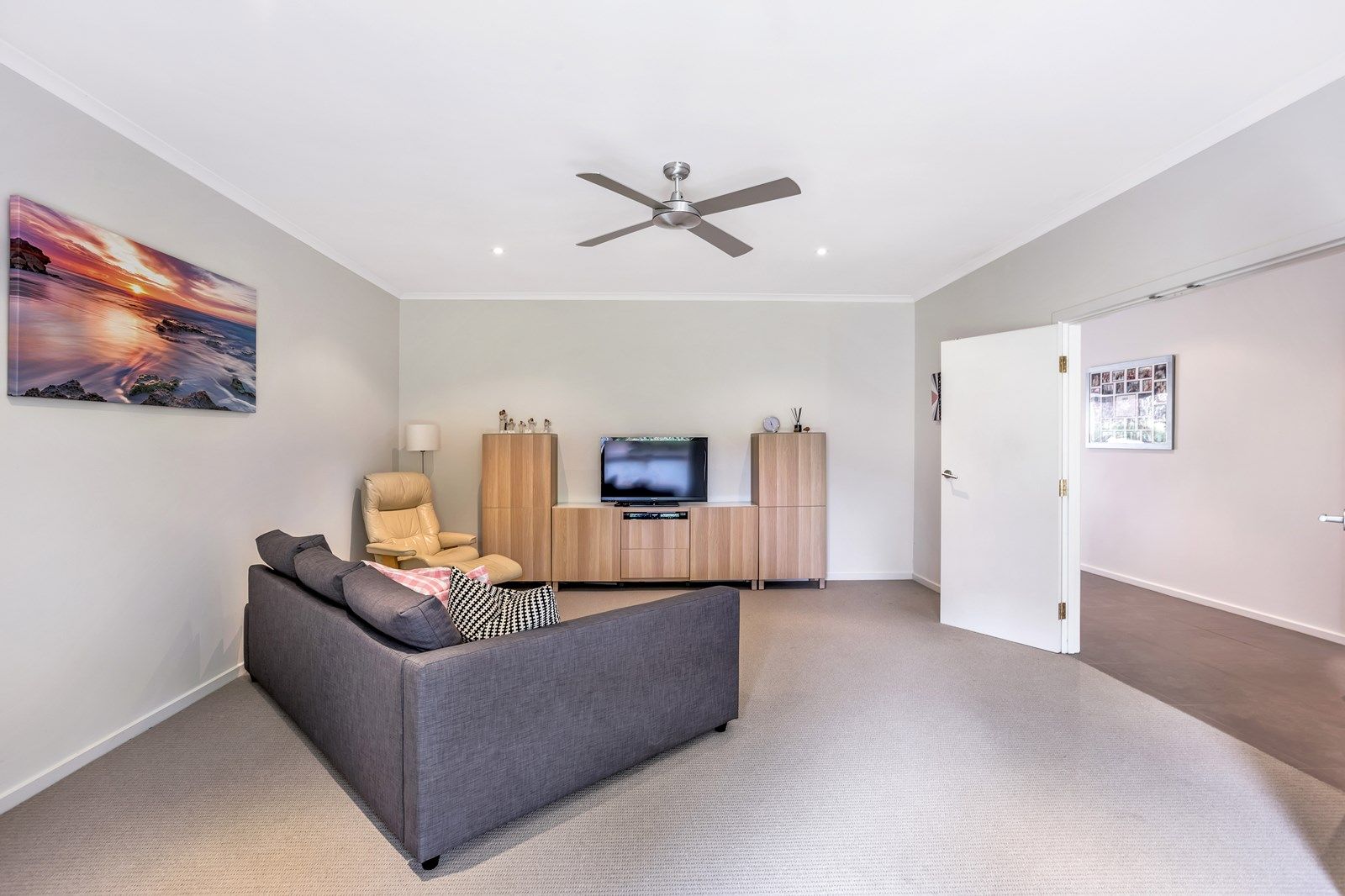 4 Clayfield Court, Woodside SA 5244, Image 2