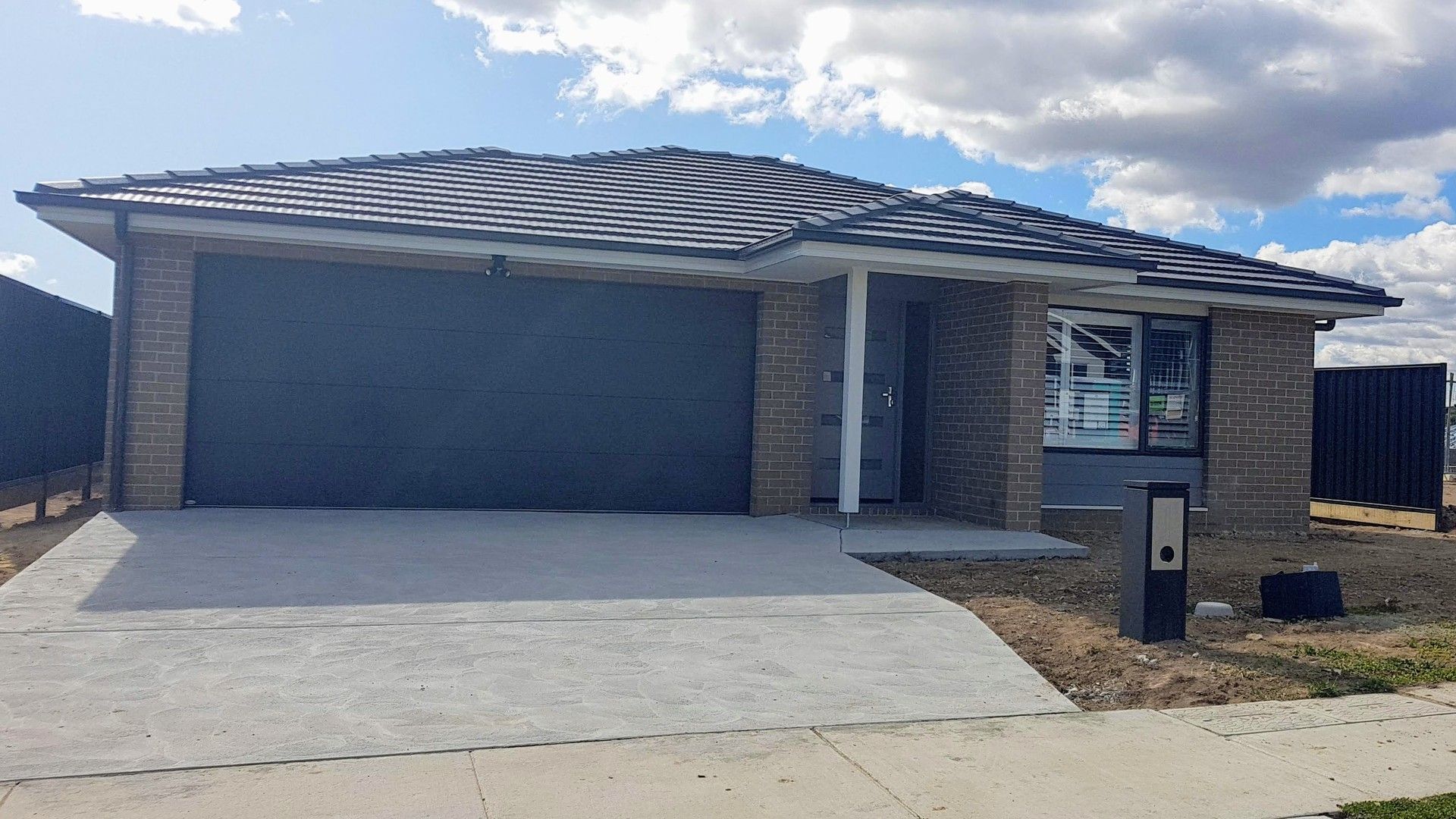4 bedrooms House in 9 Oxalis Crescent TRALEE NSW, 2620