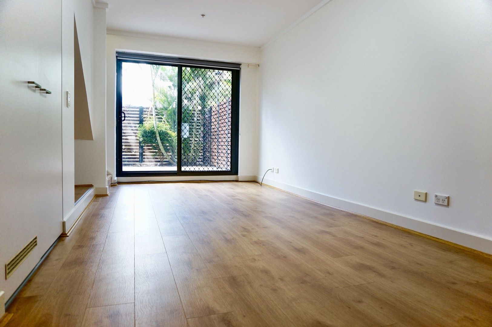 1 bedrooms Apartment / Unit / Flat in B106/35 Arncliffe Street WOLLI CREEK NSW, 2205
