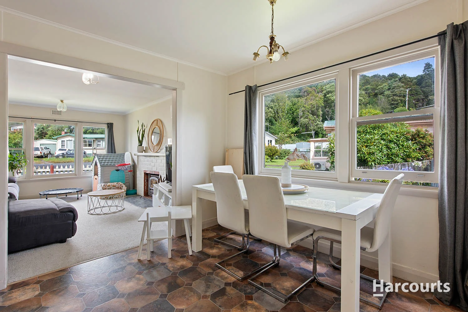 Additional image 3 of 15 Elliott Street, Queenstown TAS 7467