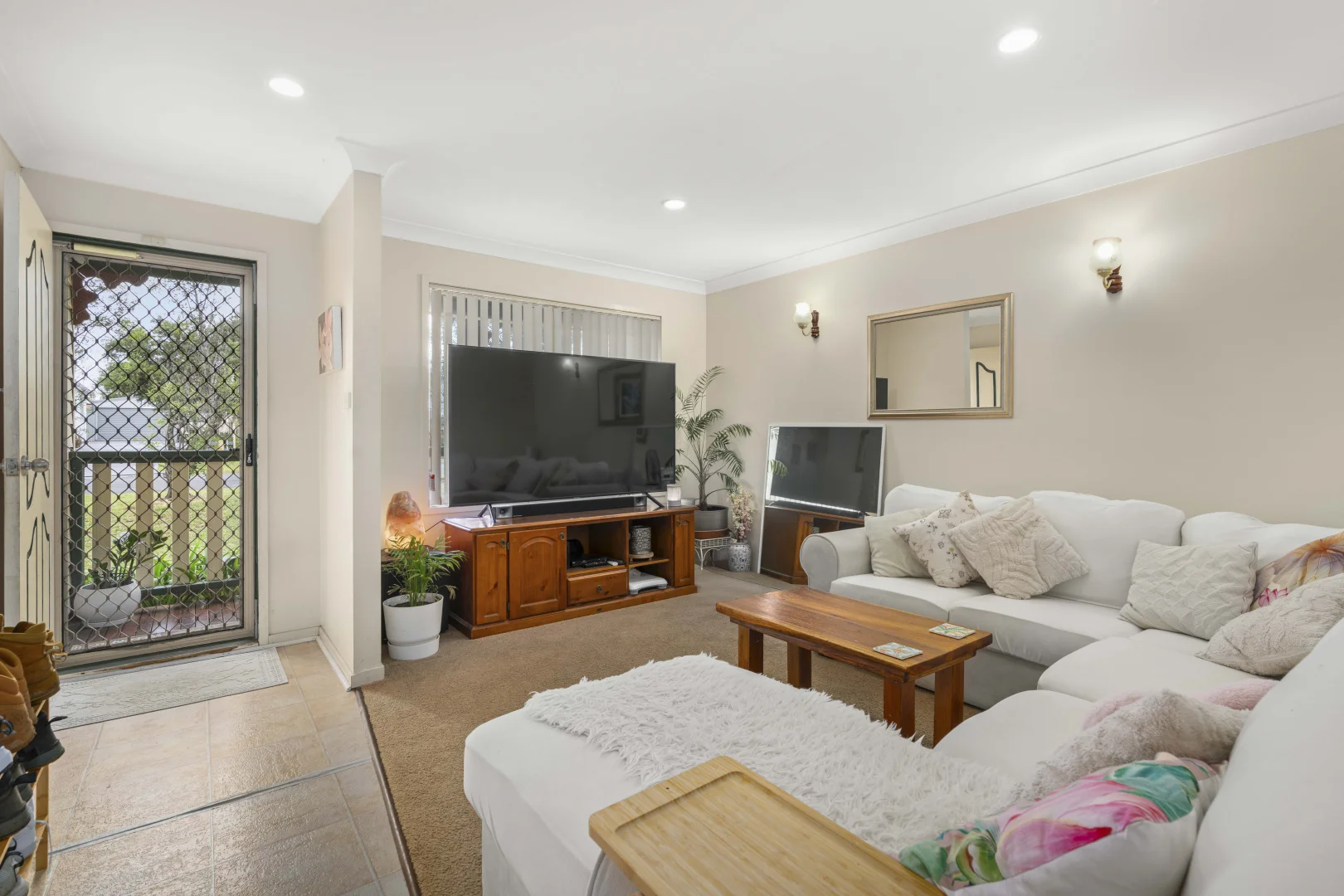 Additional image 5 of 25 June Avenue, Basin View NSW 2540