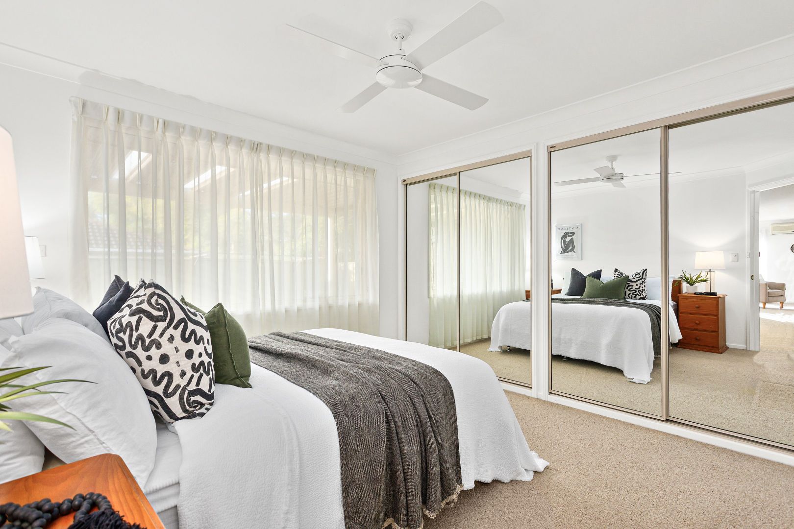 2/15 Matthews Street, Wollongong NSW 2500, Image 2