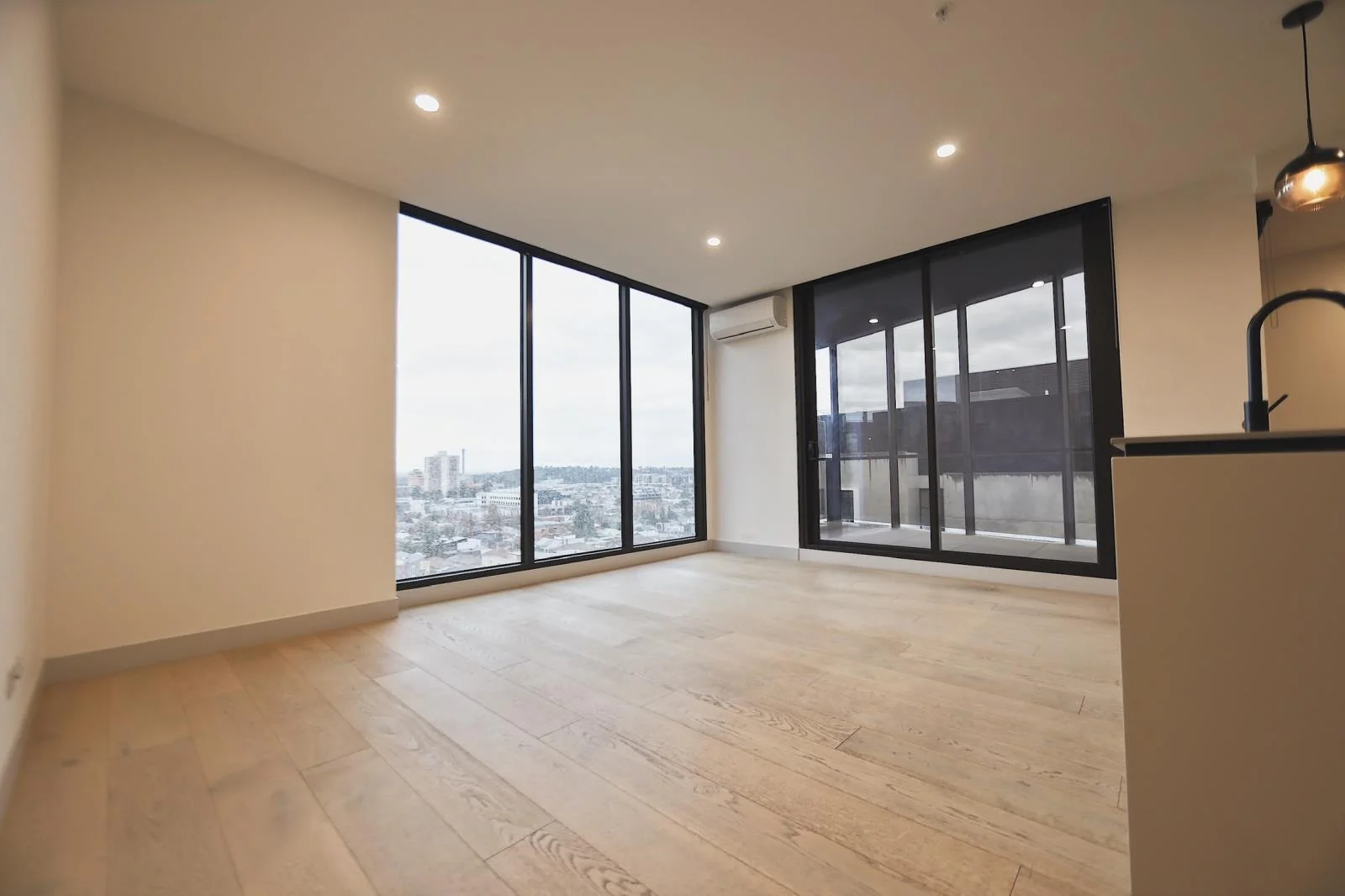 Additional image 3 of 704/33 Judd Street, Richmond VIC 3121