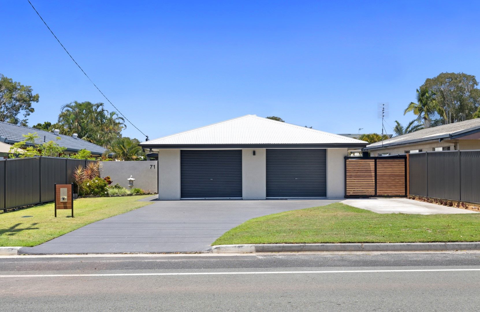 71 Westminster Avenue, Golden Beach Property History & Address