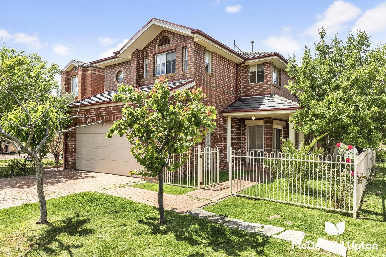 3 bedrooms House in 64 Jade Way HILLSIDE VIC, 3037