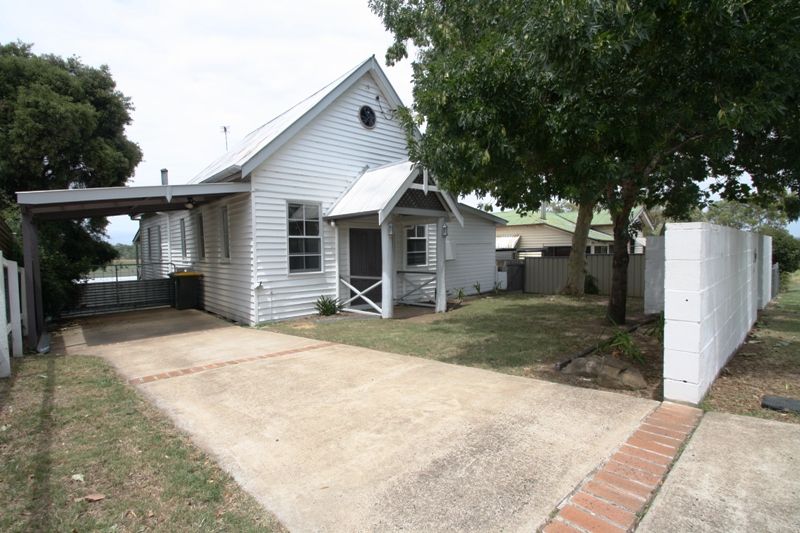 3 bedrooms House in 17 Percy Street WARWICK QLD, 4370