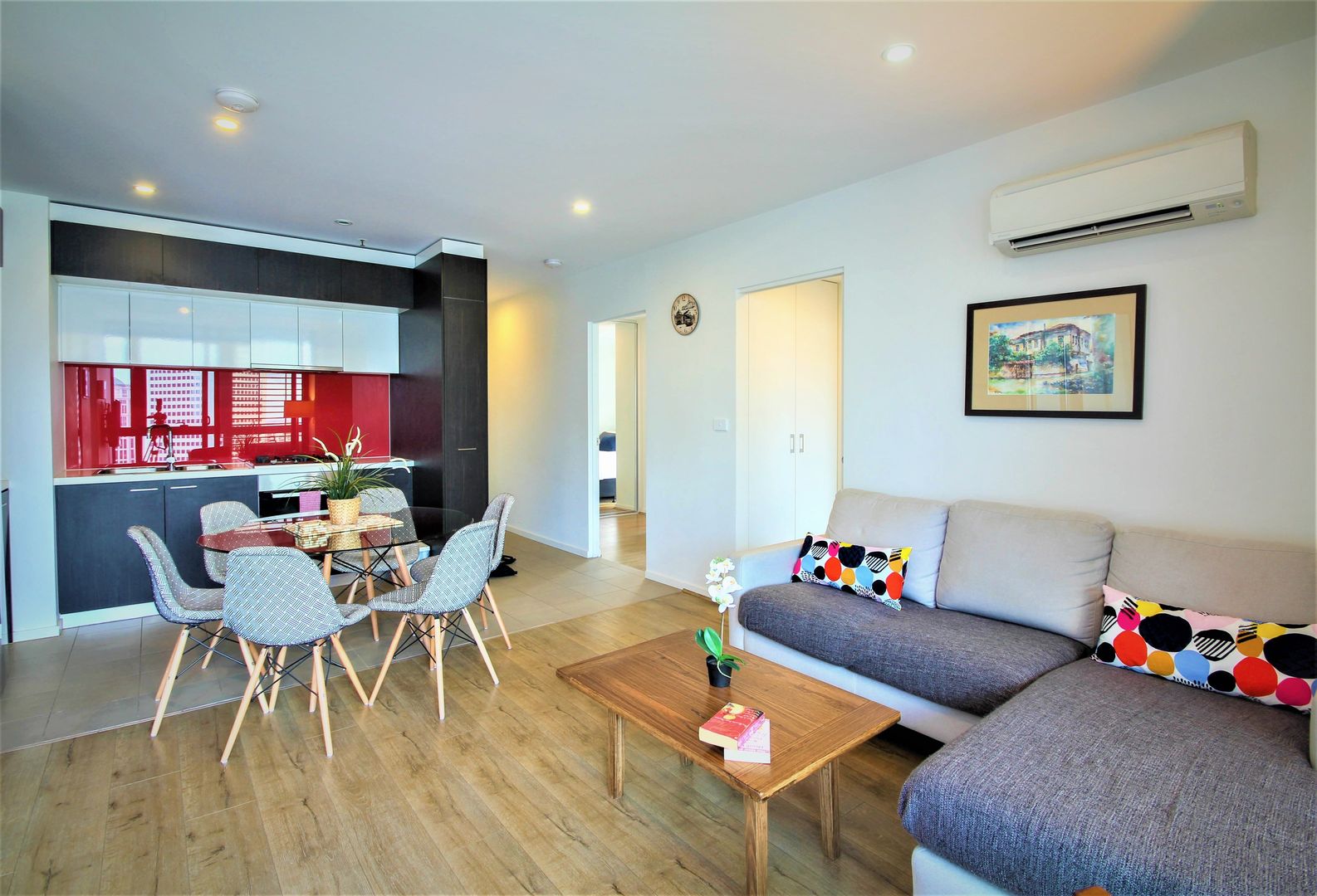 2801/8 Sutherland Street, Melbourne VIC 3000, Image 1