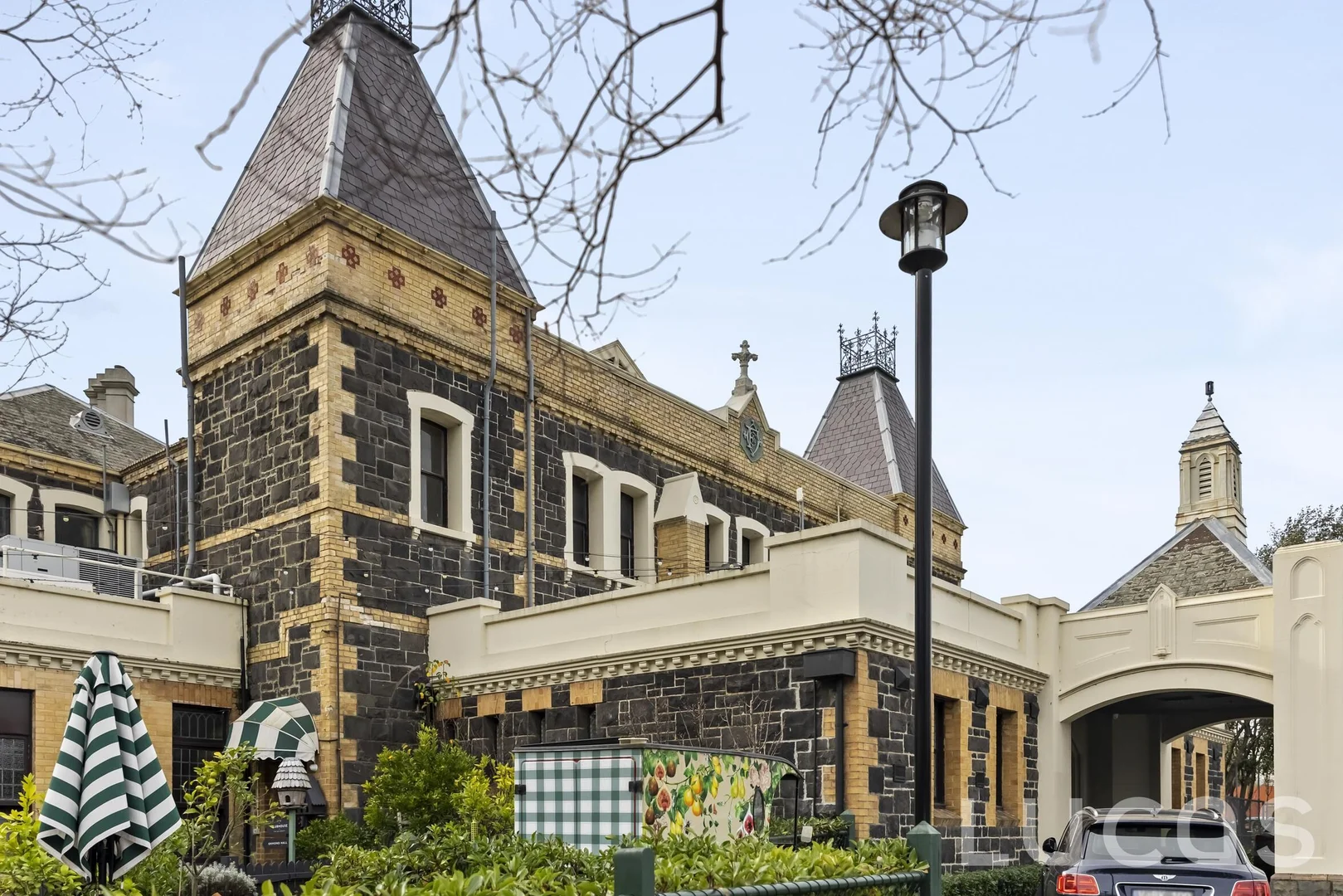 1011/77 Queens Road, Melbourne VIC 3004 | Domain